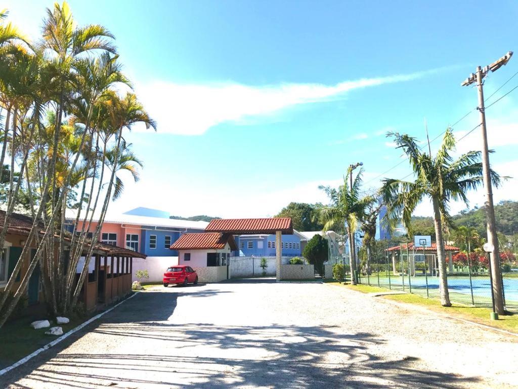 Parque de vacaciones Casa Chale 10 *